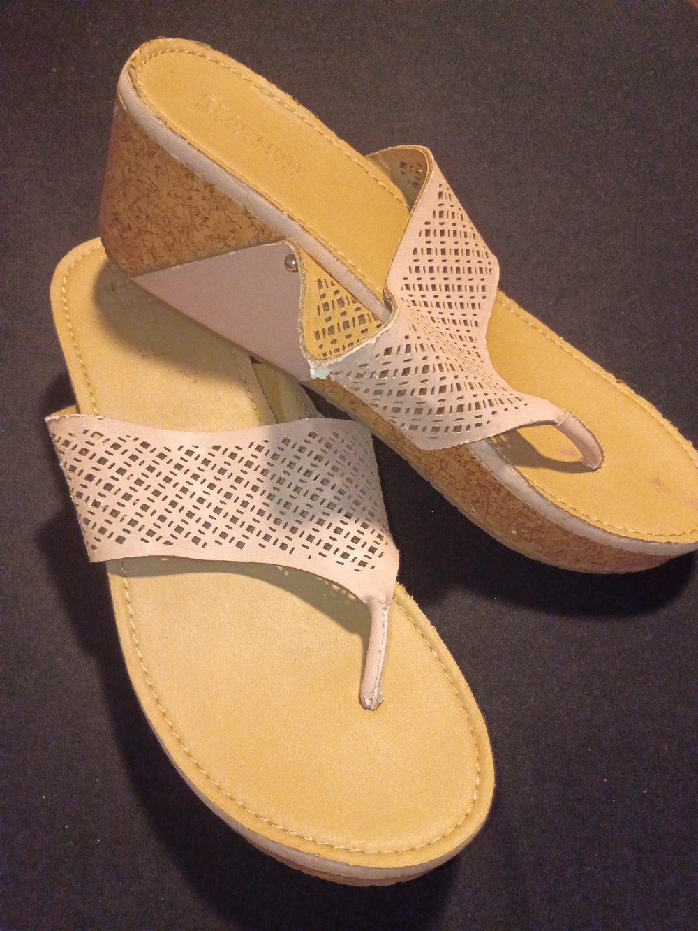 Wedge Thong Sandals in Light Pink - Comfortable Summer Style
